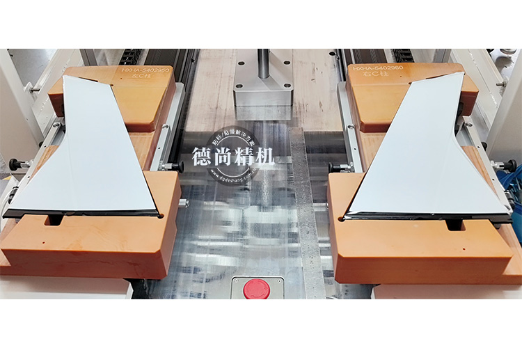 被汽車外飾件貼膜返工搞崩？德尚精機這機器，零返工還省人工錢